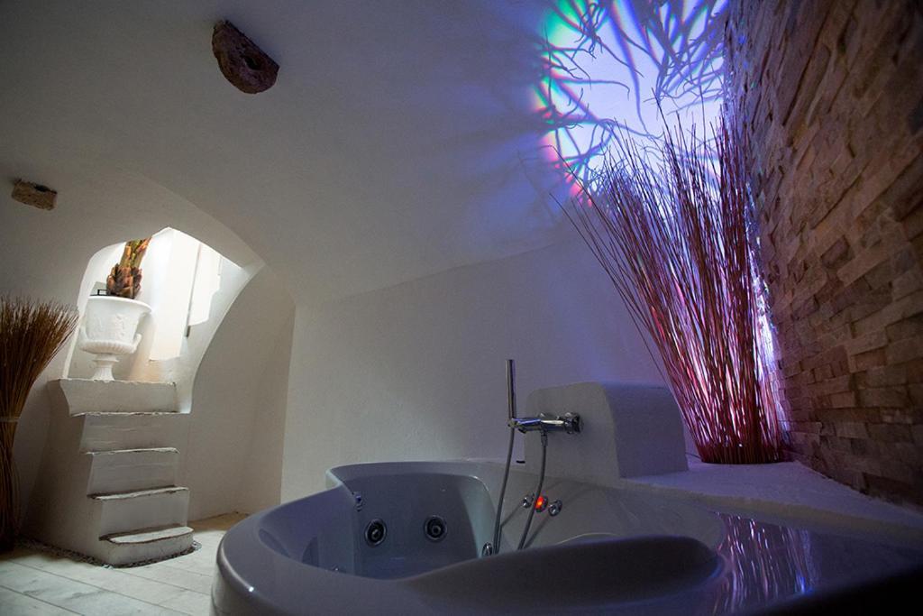 Bed&Breakfast Jsuite Gioia Del Colle Rum bild